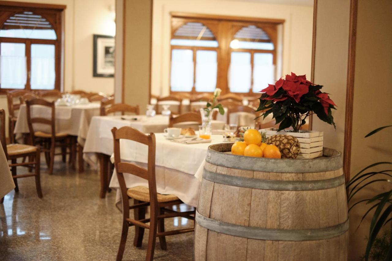 Albergo Trattoria Speranza Foza エクステリア 写真